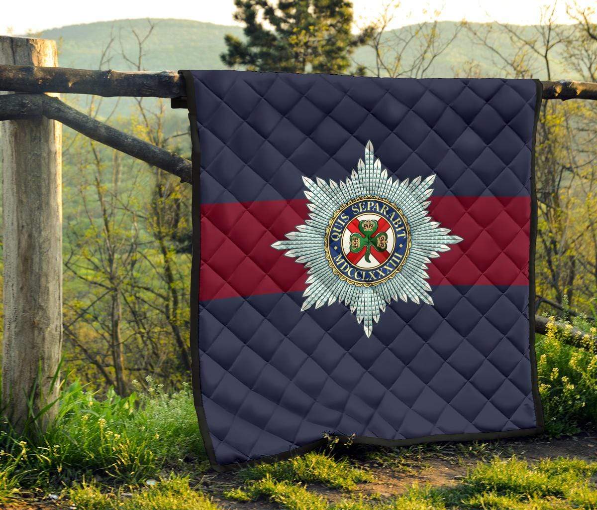 quilt Lap Blanket (45 x 50 inches / 114 x 127 cm) Irish Guards Quilted Blanket