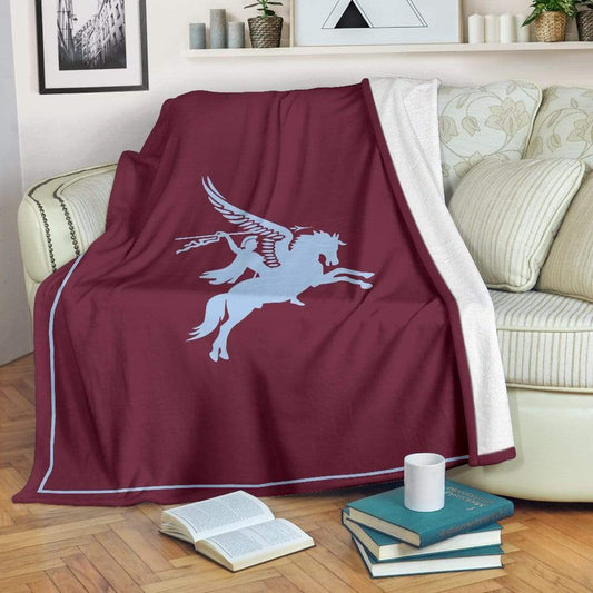 fleece blanket Youth (56 x 43 inches / 140 x 110 cm) Pegasus Fleece Blanket