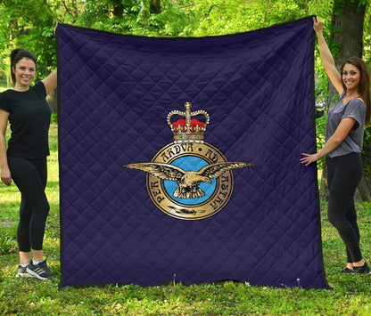 quilt King (91 x 102 inches / 231 x 259 cm) Royal Air Force Quilted Blanket