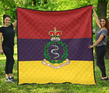 quilt King (91 x 102 inches / 231 x 259 cm) Royal Army Medical Corps Quilted Blanket