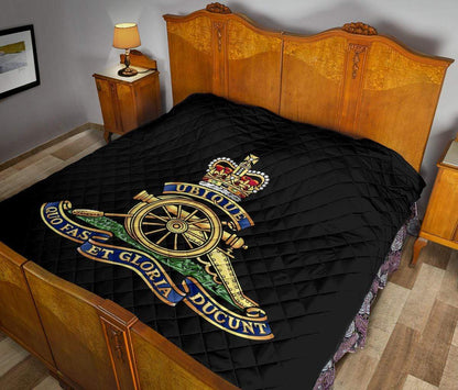quilt Queen (80 x 90 inches / 203 x 228 cm) Royal Artillery Quilted Blanket