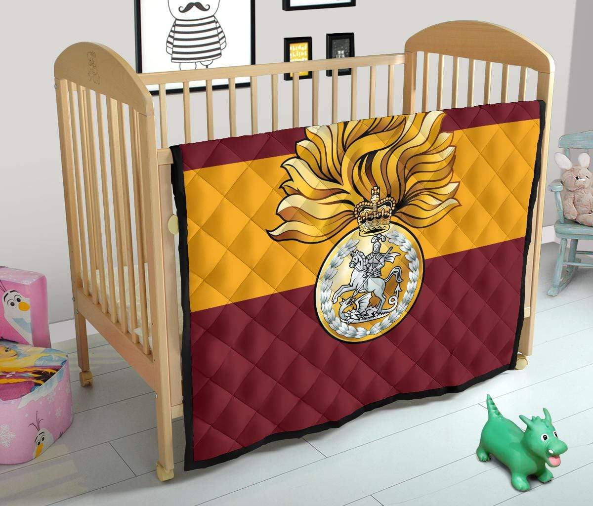 quilt Crib (45 x 50 inches / 114 x 127 cm) Royal Regiment of Fusiliers Quilted Blanket