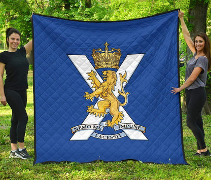 quilt King (91 x 102 inches / 231 x 259 cm) Royal Regiment of Scotland Quilted Blanket