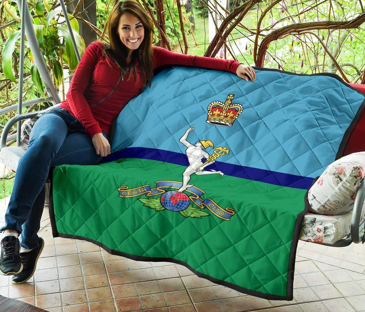 quilt Twin (75 x 85 inches / 190 x 216 cm) Royal Signals Quilted Blanket